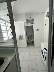The Esparis (D18), Condominium #555009871